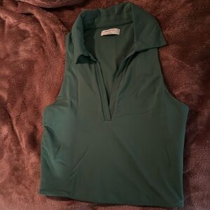 Aritzia Babaton Size M Collared Shirt